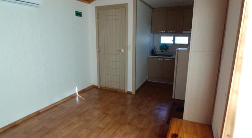 Image of Bungalow 13