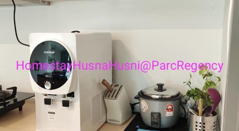 HomestayHusnaHusni — Hotel in Johor Bahru
