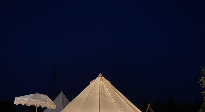 Hoang Indian Tent Camping photo