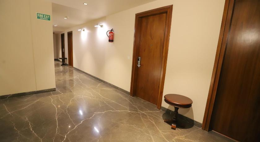 IP Royal Hotel - Couple Friendly Near Yamuna Sports Complex, Karkardooma New Delhi photo