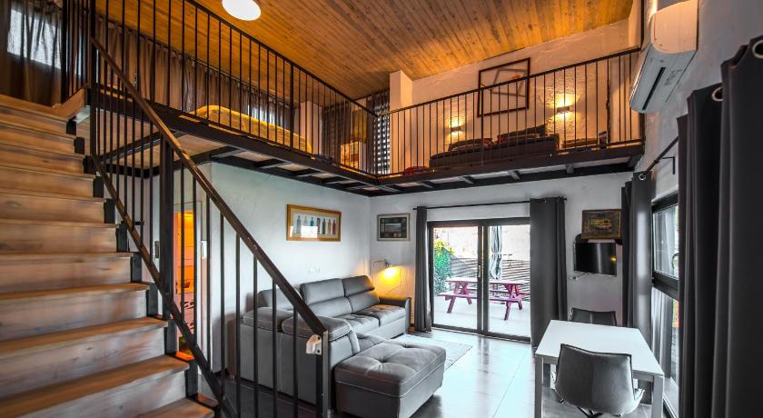villa in the sky on mount Hermon — Hotel in Neve Ativ