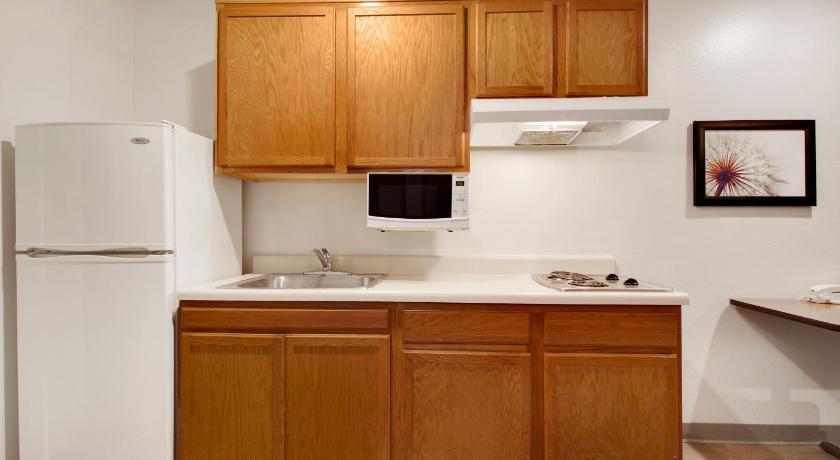 WoodSpring Suites Texas City photo