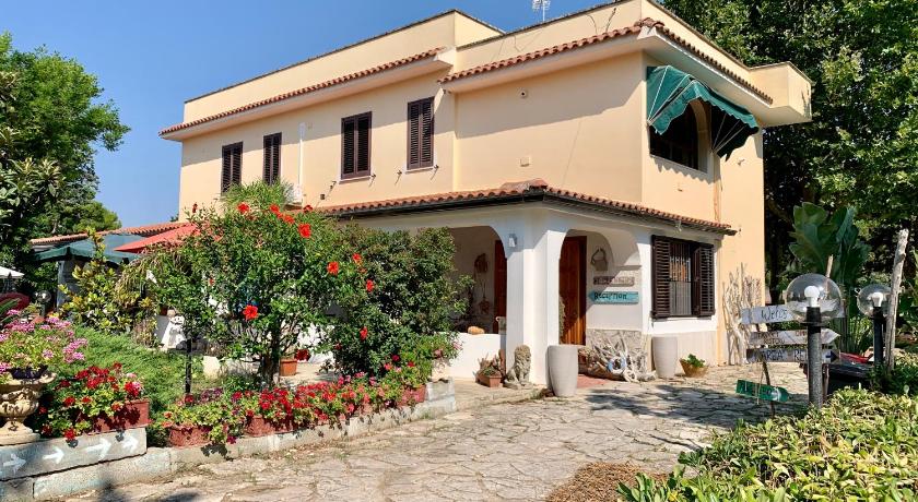 Villa Anna GuestHouse — Hotel in Brindisi