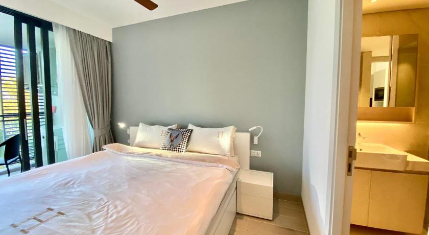 Laguna cassia residences photo
