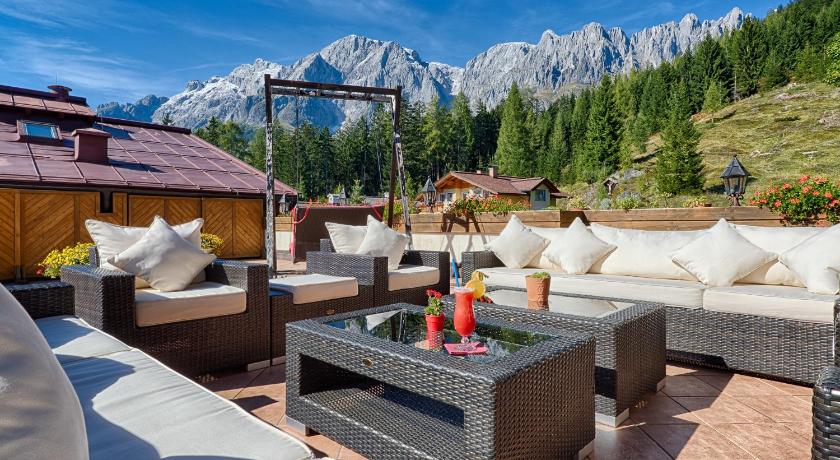 穆爾巴赫 Hotel Bergheimat 4星级 酒店 泳池