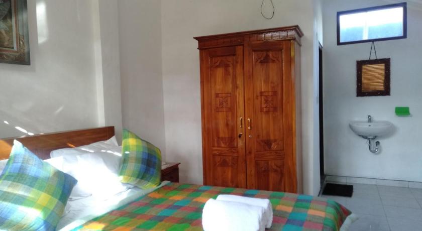 Oka House photo