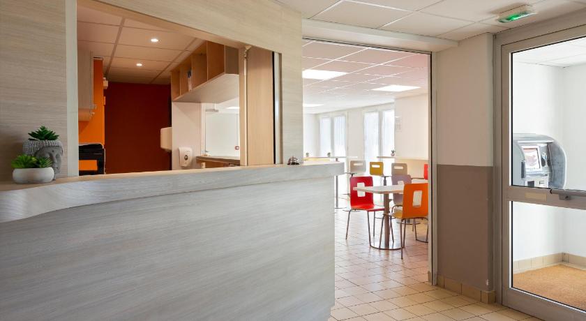 Hotel de Nantes Saint Herblain photo