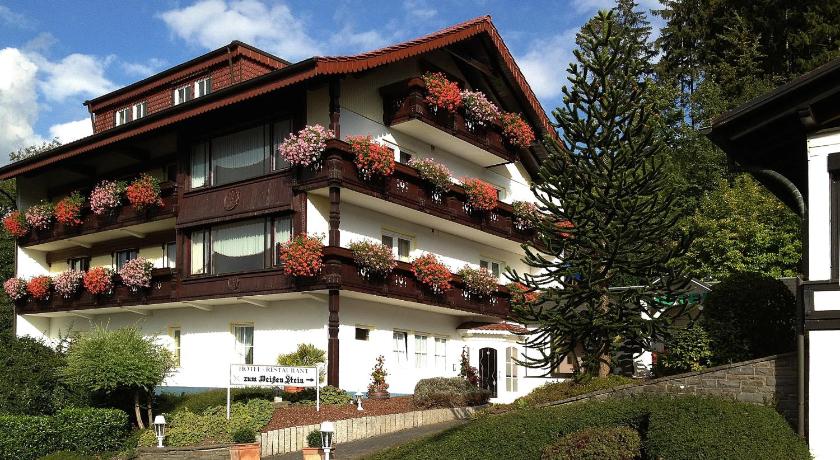 Hotel Zum weißen Stein — Hotel in Kirchen (Sieg)