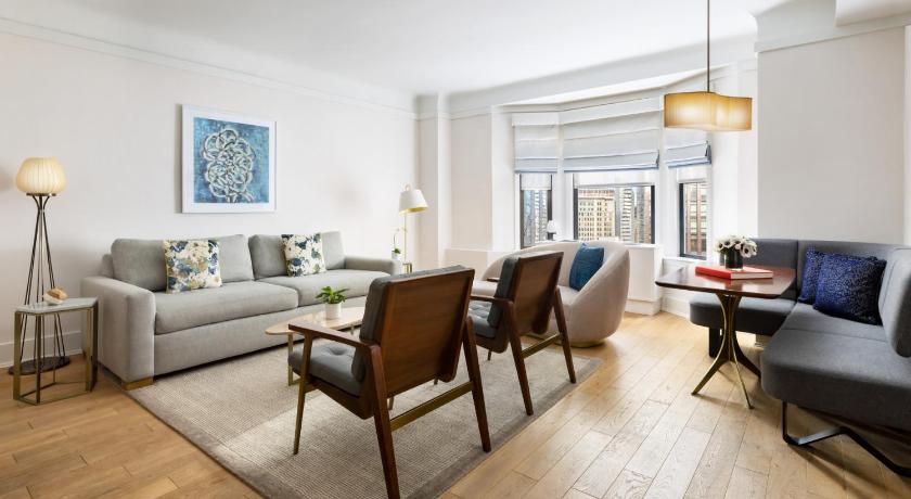 Image of Seville Suite King 3
