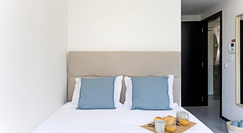 Joao das Regras Apartments by LovelyStay - 102