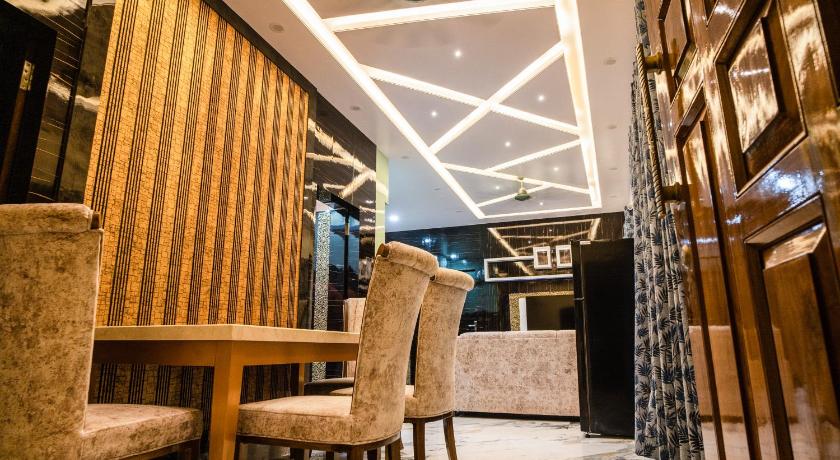 OASIS INN photo