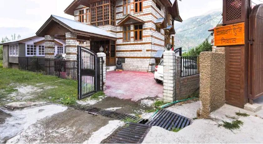 Aromataruvilla/ cottage manali - image 11