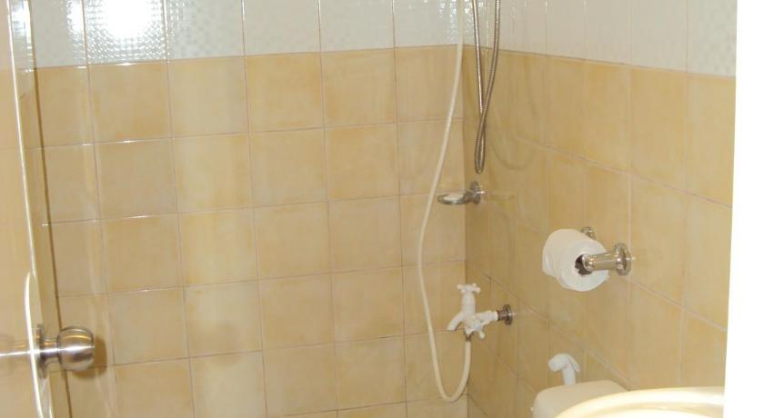 Image of De Luxe 2