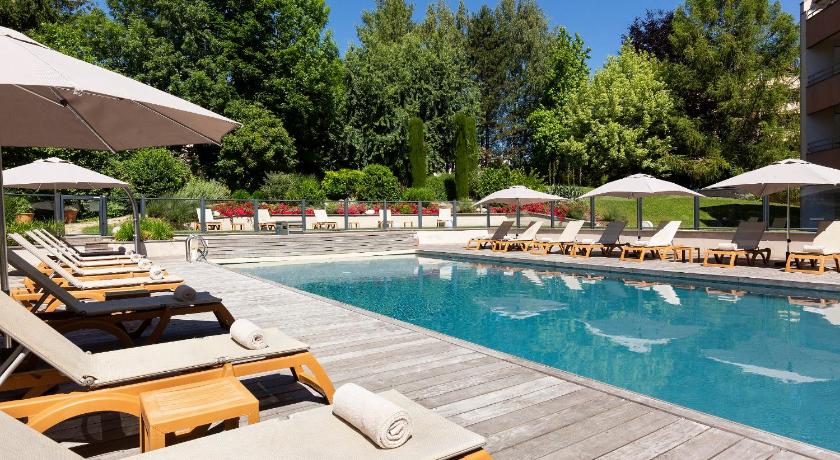 Residence la Reserve Geneve Ferney Voltaire photo