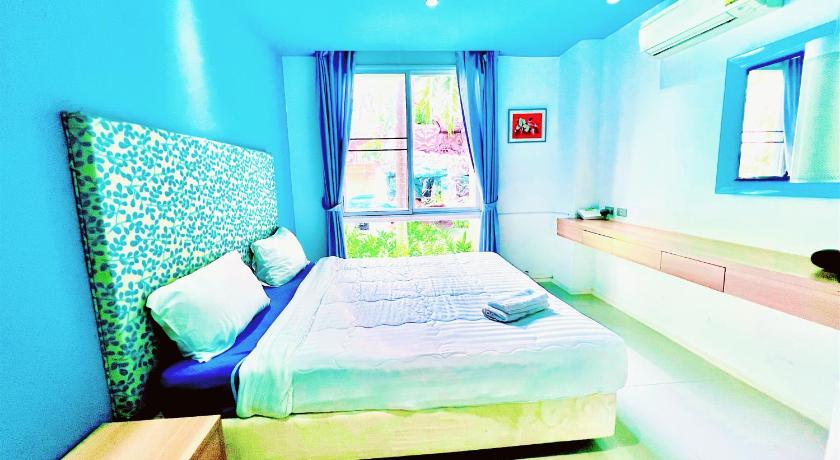 Image of Apartment - Ground Floor with Pool View 0