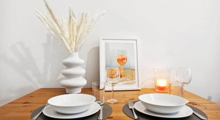 Berlin Arbio I Lux Apartment in Charlottenberg 3-Star Single Room pool