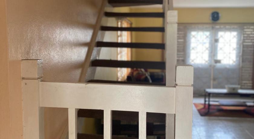 Finest Accommodation Renfrew Place 4-12 Renfrew Rd Apt # 15 New Kinston Jamaica photo