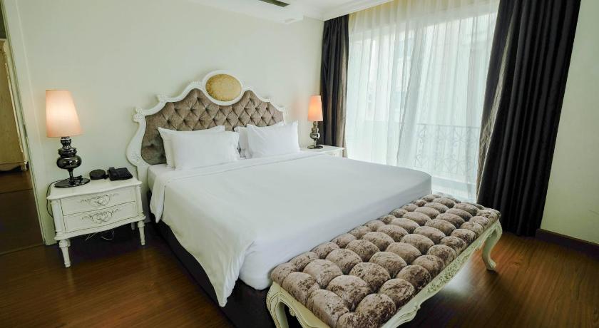 Image of 2 Bedroom Suite 10
