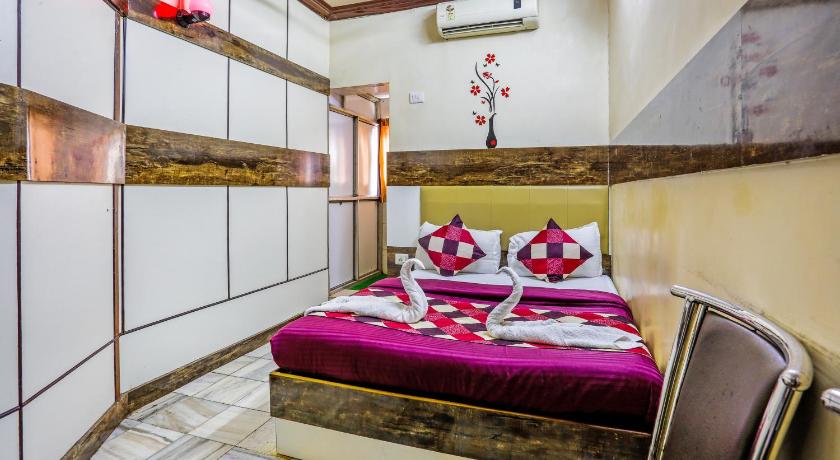 Hotel Golden Plaza – Bombay/ Mumbai, KY