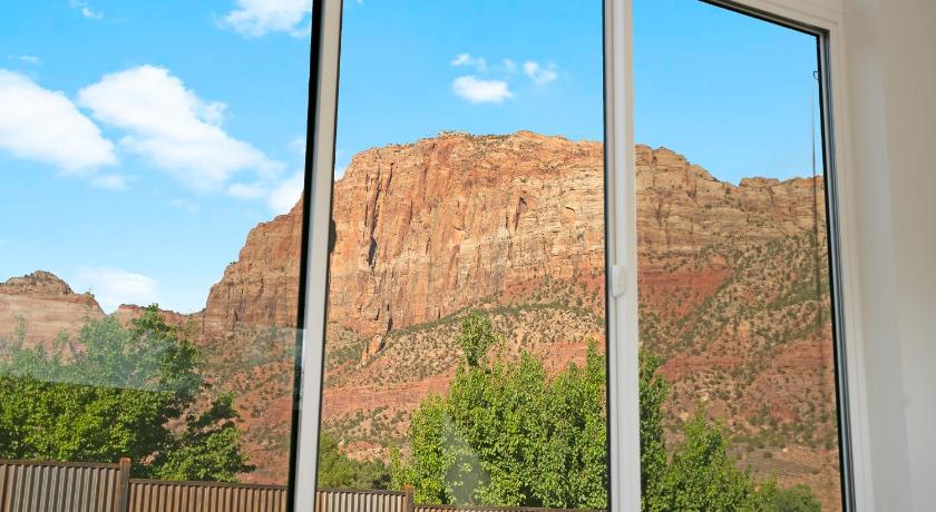 The Bungalows at Zion photo