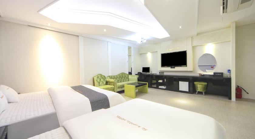 Image of Double or Twin Room 6