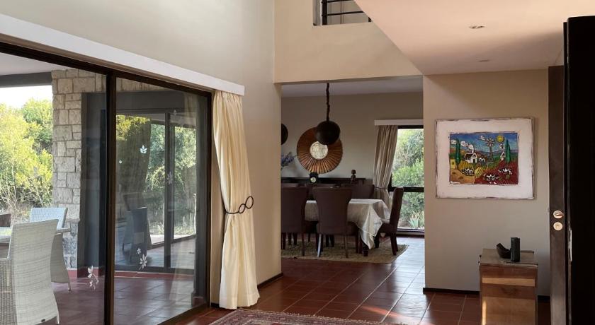 Luxury Villa Ol Pejeta photo