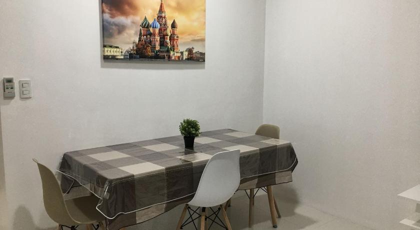 Near Manila Airport Spacious Condo Unit photo