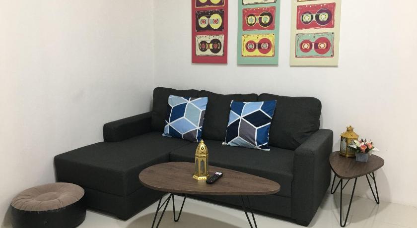 Near Manila Airport Spacious Condo Unit photo