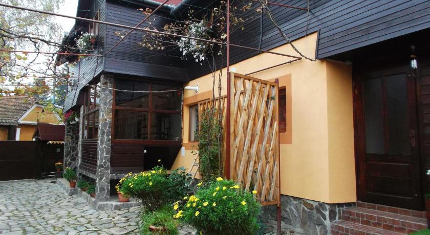 Pensiunea Sandra — Hotel in Sibiel