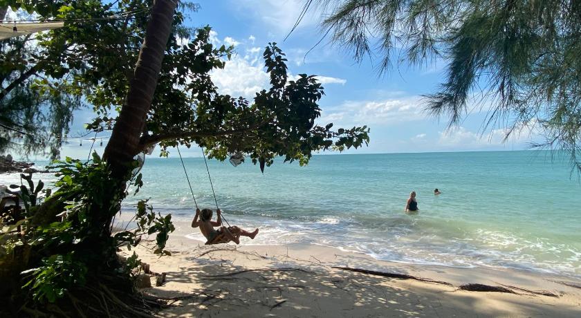 Secret Beach Bungalows — Hotel in Ko Pha-ngan