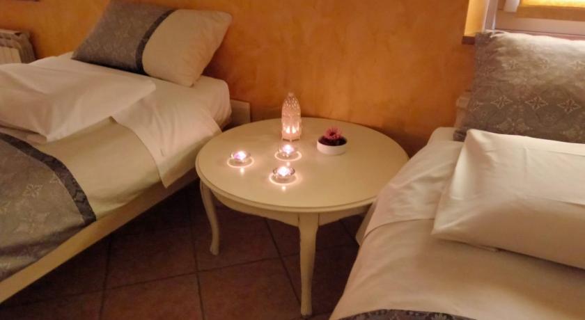 Hotel Due Colonne photo