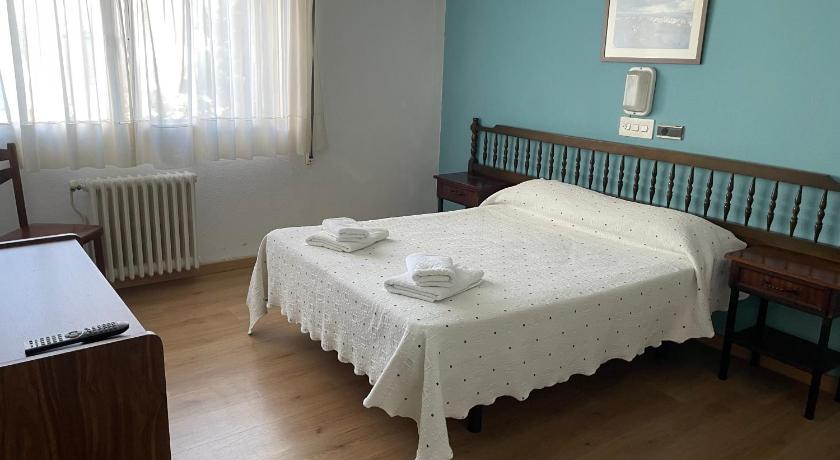 Hotel relojero — Hotel in Viana do Bolo