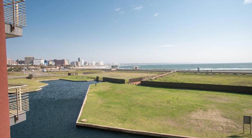 Point water front executive apartment — Hotel in Durban