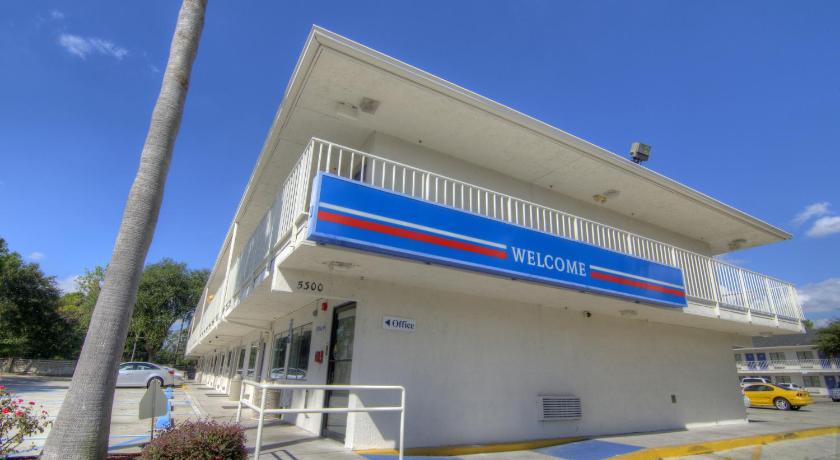 Motel 6-Orlando, FL - Winter Park