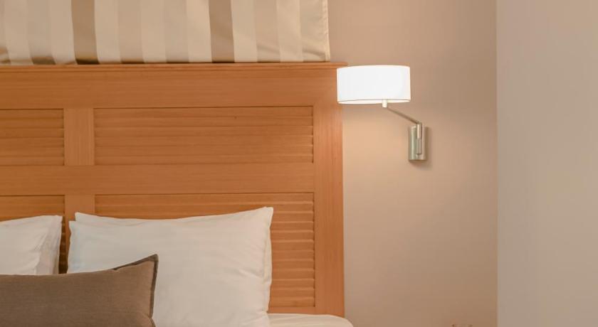 Image of Deluxe Double Room 8