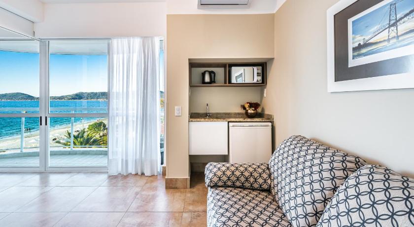 Image of Deluxe Suite 6