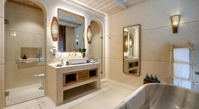 Image of Stelia Two-Bedroom Residence with Pool & Ocean View 10