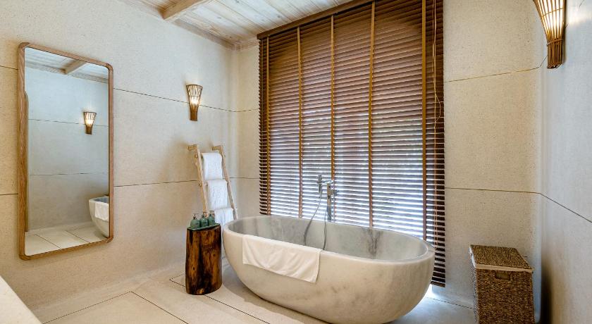 Image of Stelia Two-Bedroom Residence with Pool & Ocean View 8