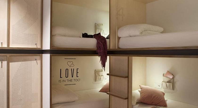 Image of 6-Bed Dormitory -- Female Only 5