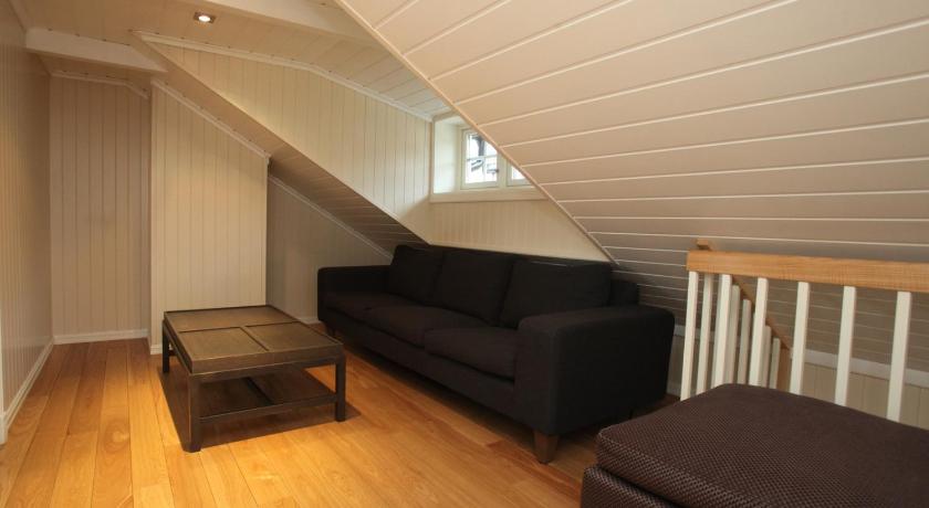 Image of Five-Bedroom Apartment (10 Adults) 1
