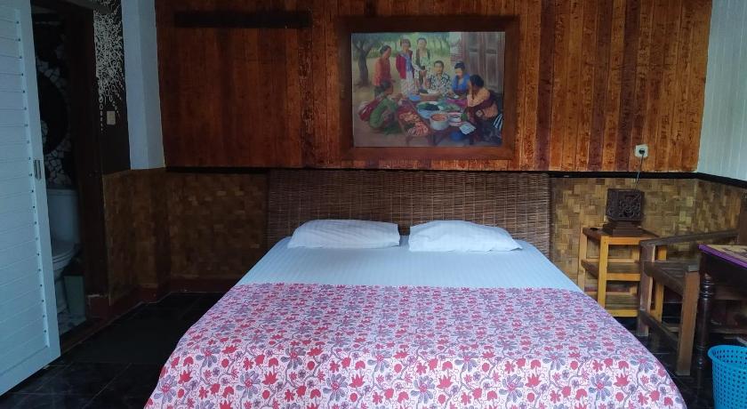 Mini Tiga Homestay photo