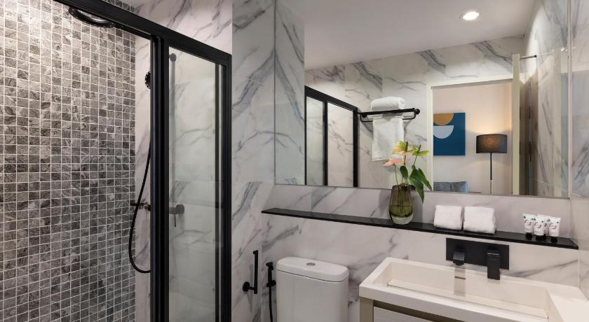 Image of One Bedroom Deluxe King 2