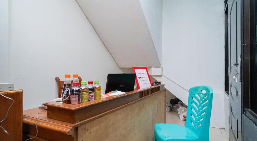 RedDoorz @ Aralia Harapan Indah – Bekasi, PA