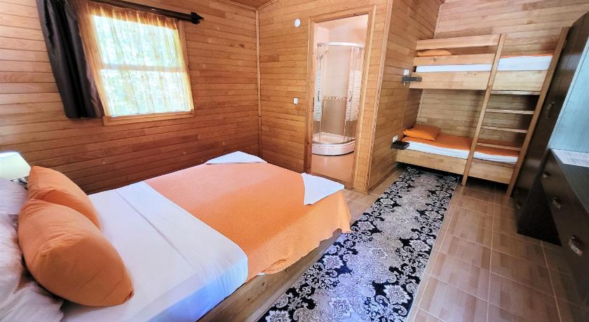 Canada Hotel & Bungalows photo