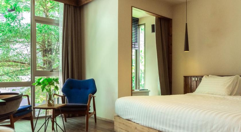 Image of Premier Studio 6