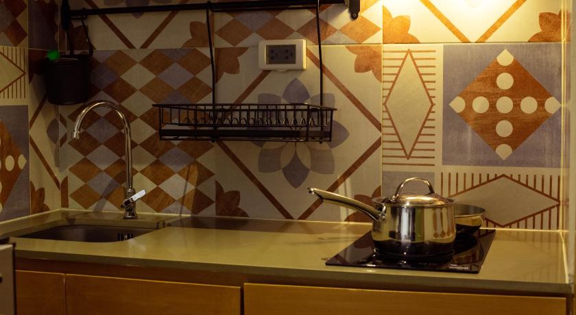 Image of Studio City View 16