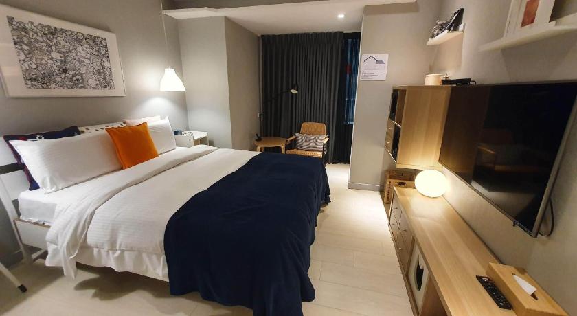 Image of Northern Euro Style Deluxe Suite 1