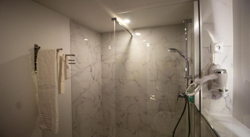 Hotel RBX - Roubaix Centre photo