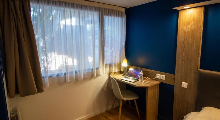 Hotel RBX - Roubaix Centre photo