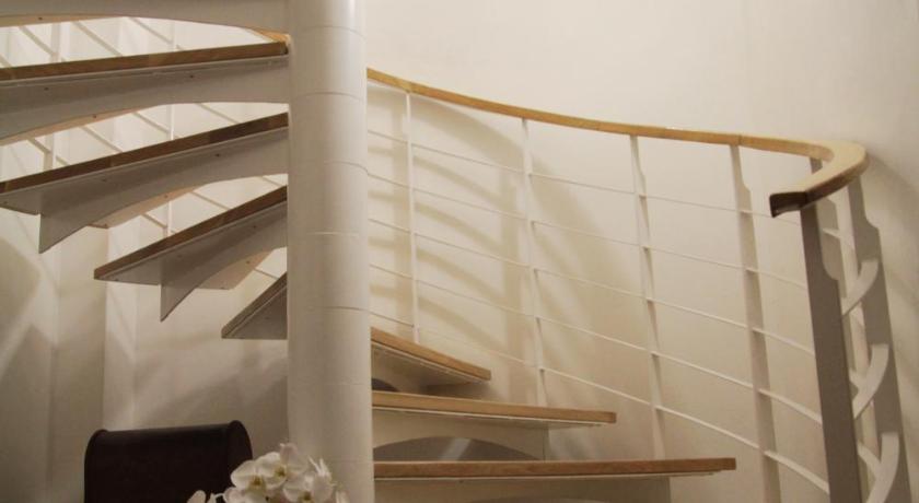 Image of Studio with a Terrace View 11